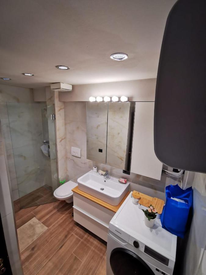 The Cozy Flat Apartment Tirana Exterior photo